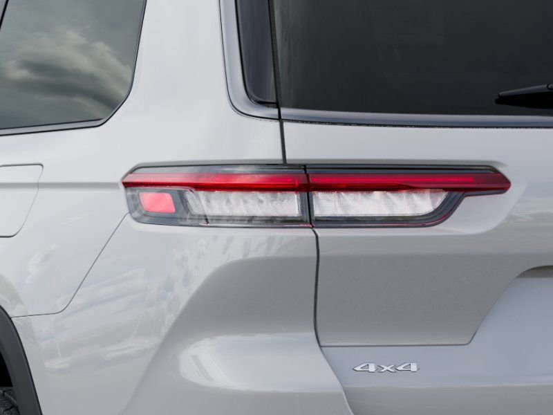 New 2026 Jeep Grand Cherokee L Limited image 9
