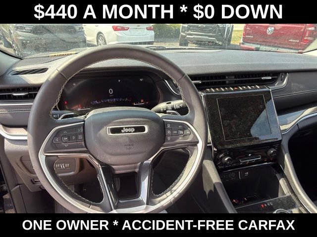 Used 2023 Jeep Grand Cherokee L Laredo AWD/4WD image 33