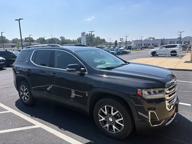 Used 2020 GMC Acadia SLE w/ Driver Convenience Package AWD/4WD image 2