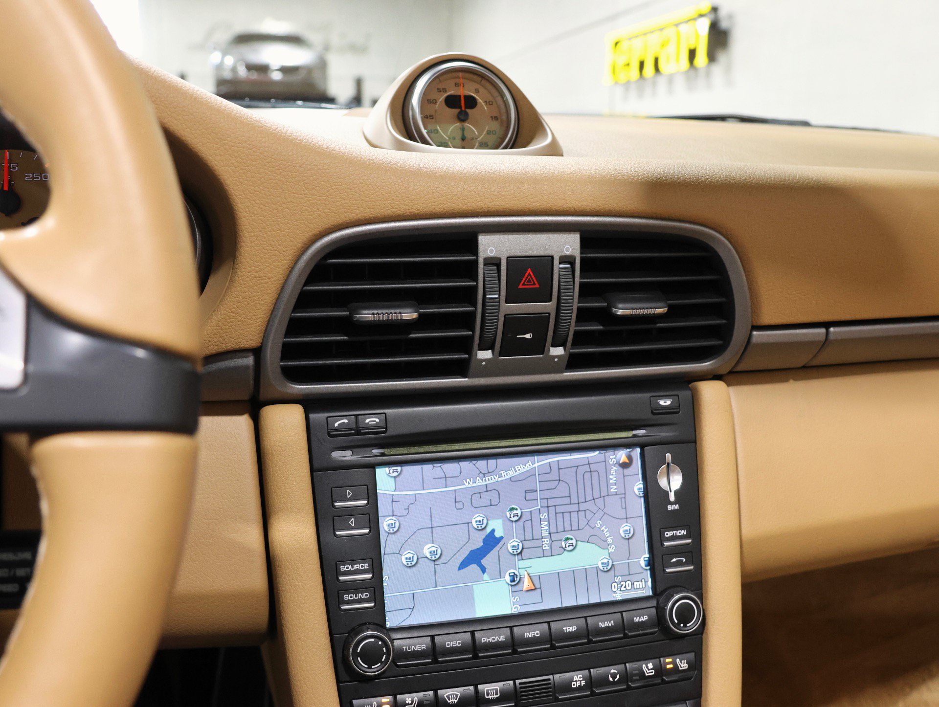 Used 2011 Porsche 911 Cabriolet image 11