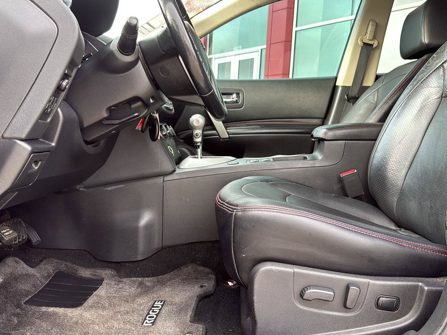 Used 2013 Nissan Rogue SL AWD/4WD image 16