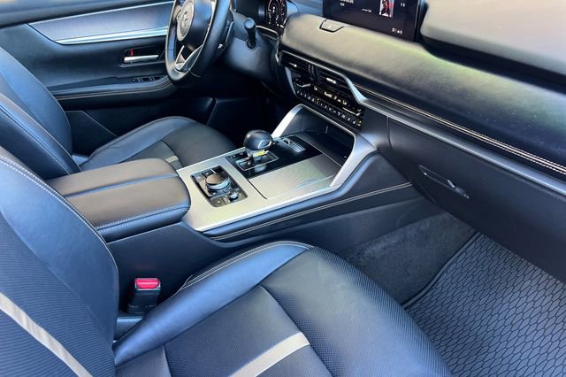 Certified 2025 MAZDA CX-70 Plug-In Hybrid w/ Premium Plus image 19