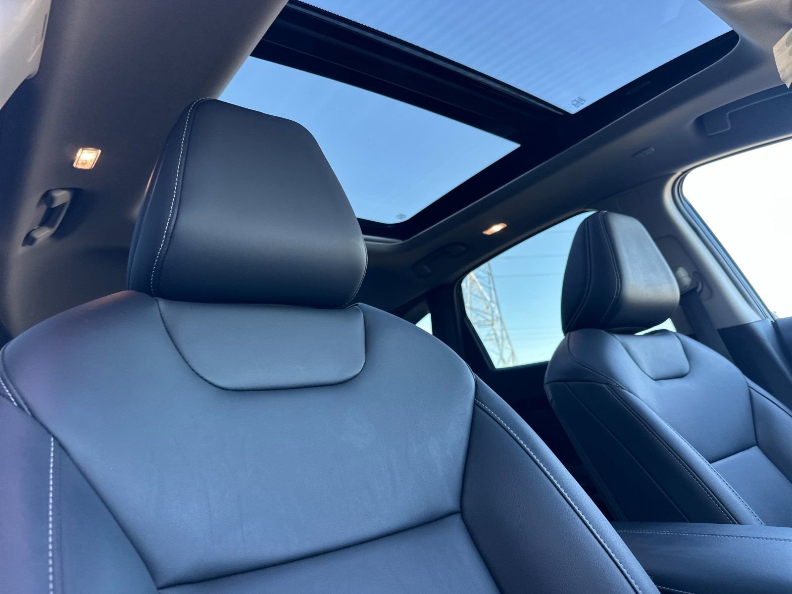 Used 2025 Nissan Murano SL AWD/4WD image 16