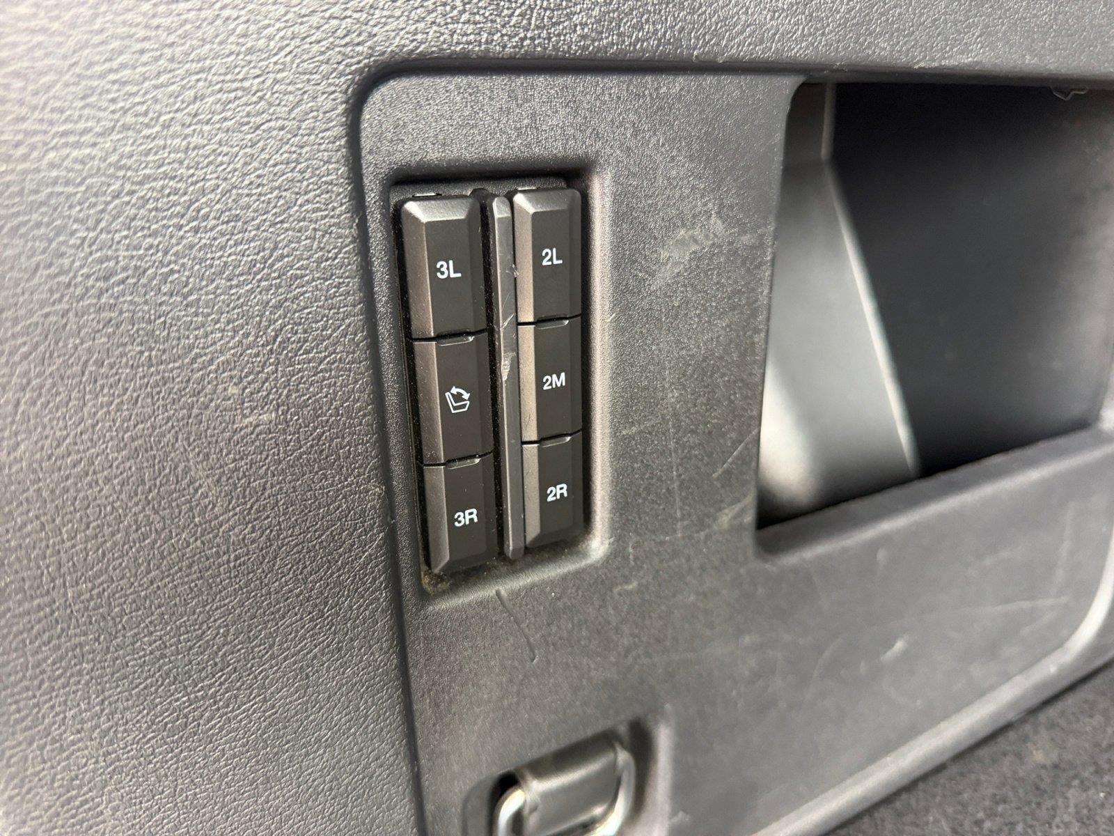 Used 2022 Ford Expedition Max Limited AWD/4WD image 18