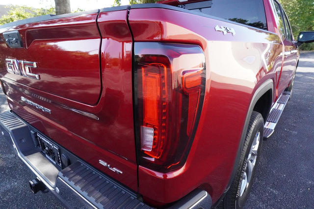 Used 2024 GMC Sierra 1500 SLT w/ SLT Premium Plus Package AWD/4WD image 36