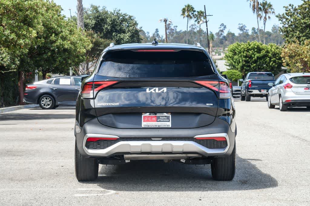 Used 2024 Kia Sportage EX AWD/4WD image 8