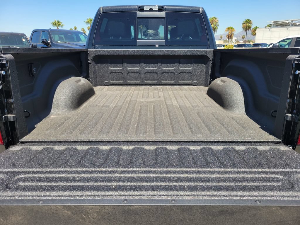 New 2026 RAM 2500 Laramie AWD/4WD image 18