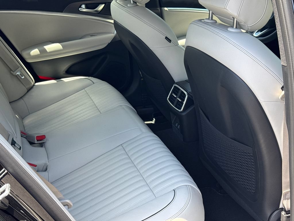 New 2026 Genesis G70 3.3T Sport Prestige RWD image 17