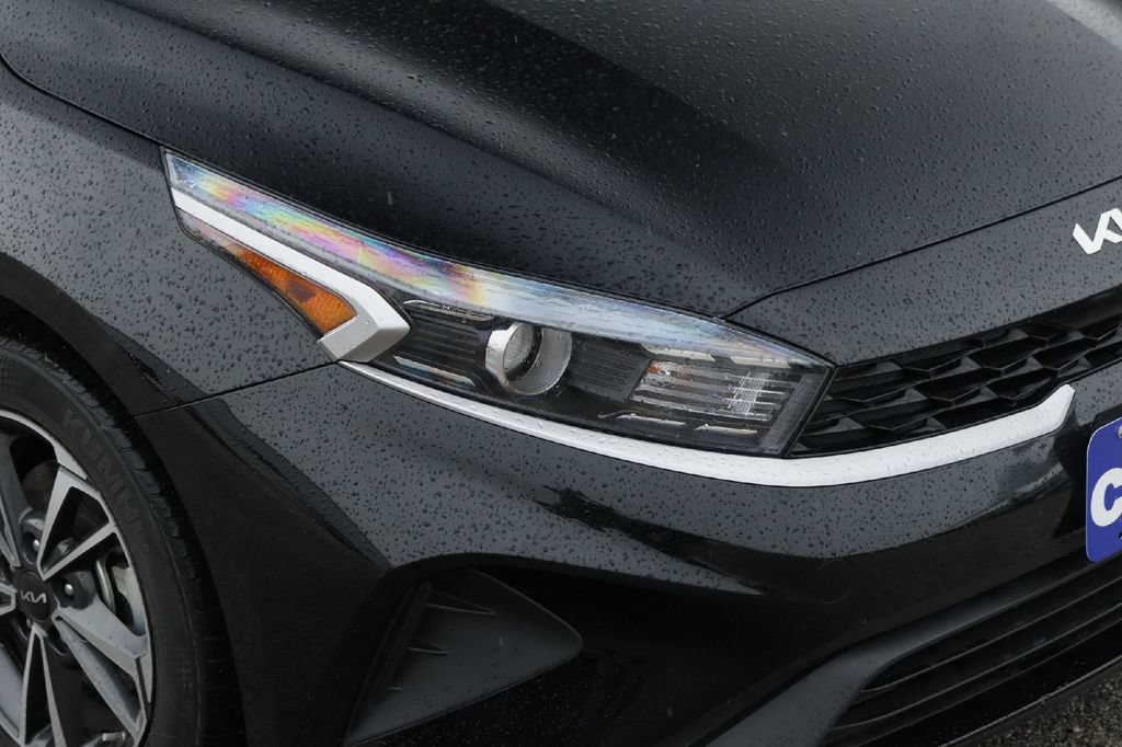 Used 2024 Kia Forte LXS FWD image 27