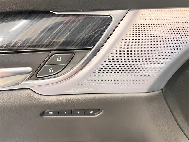 Used 2020 Cadillac XT6 Premium Luxury image 21