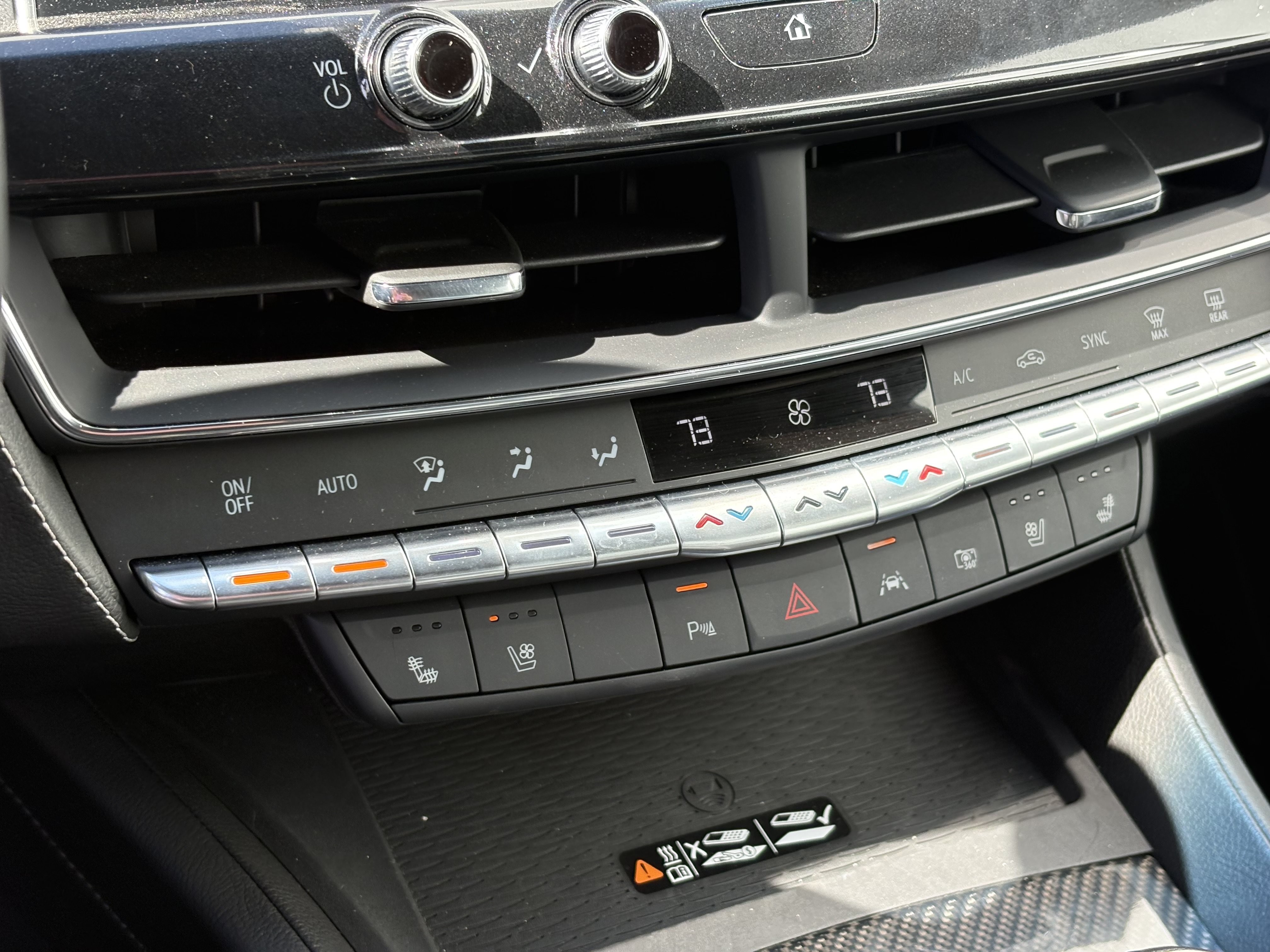 Certified 2024 Cadillac CT5 V Blackwing w/ Carbon Fiber Package 2 RWD image 22