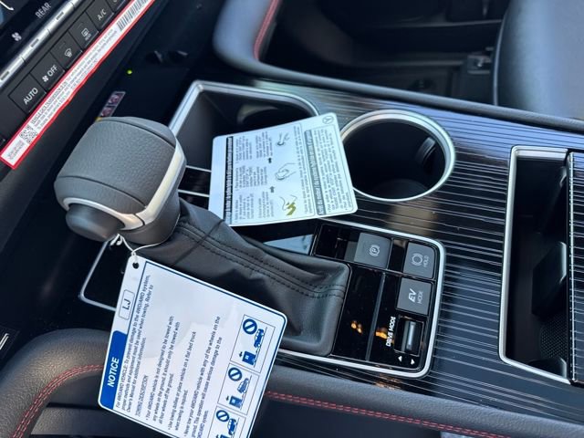 New 2026 Toyota Sienna XSE image 18