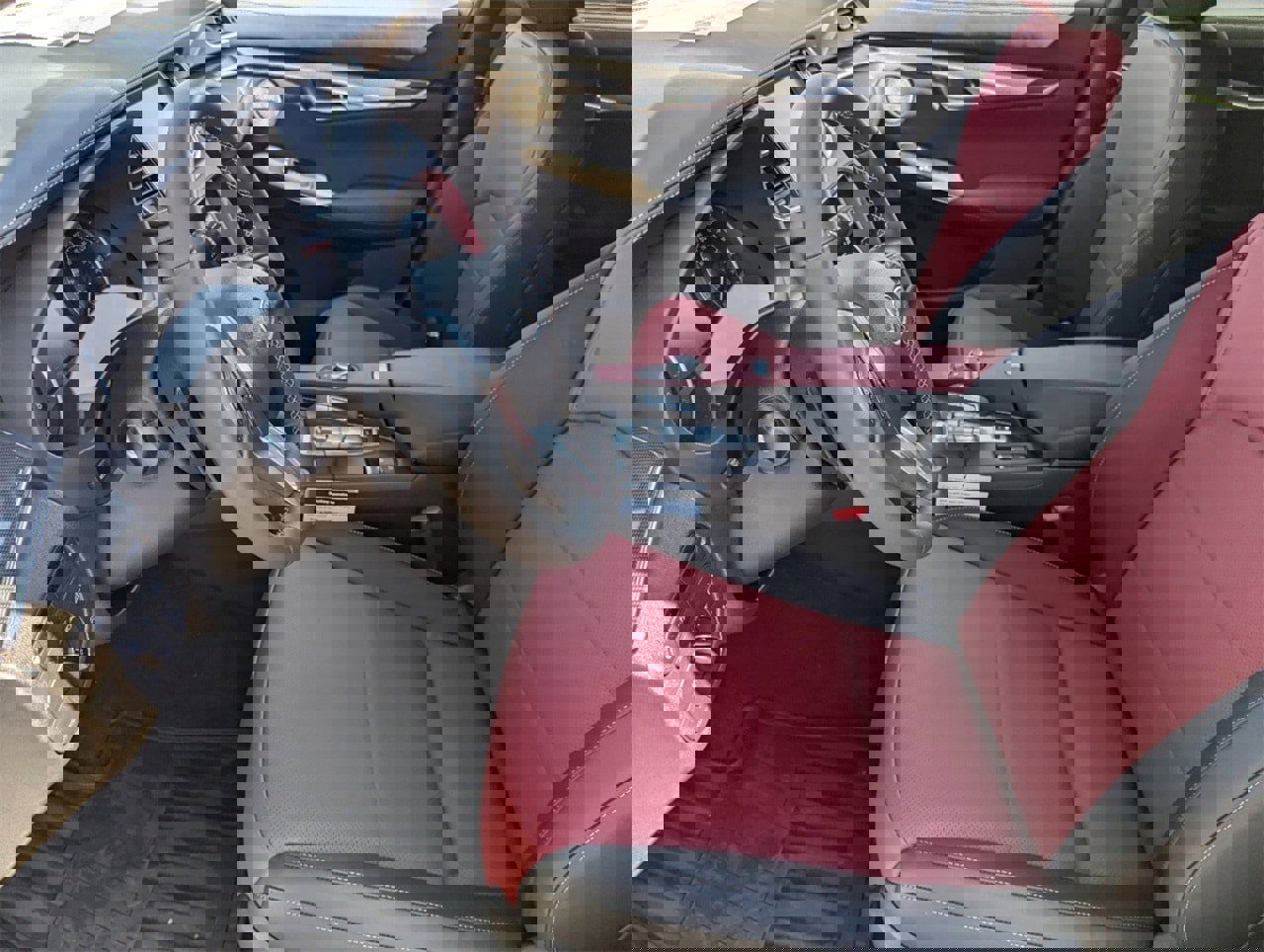 New 2025 INFINITI QX50 Sport image 22