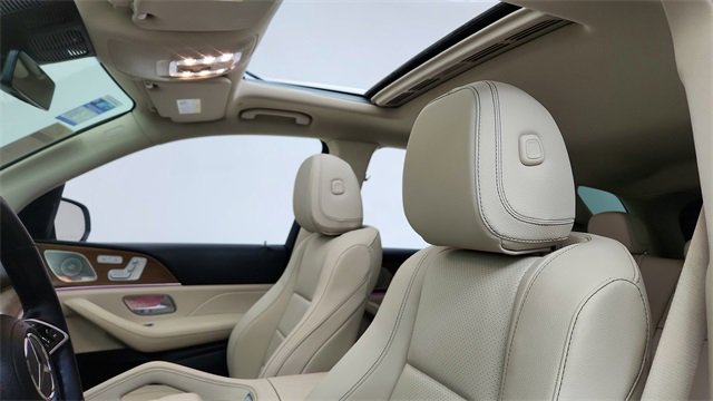 Used 2025 Mercedes-Benz GLE 350 4MATIC w/ AMG Line Exterior image 32
