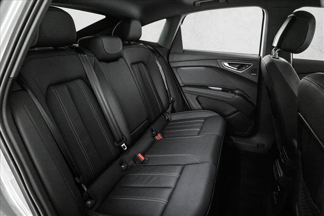 Certified 2025 Audi Q4 e-tron Premium Plus w/ Premium Plus image 21