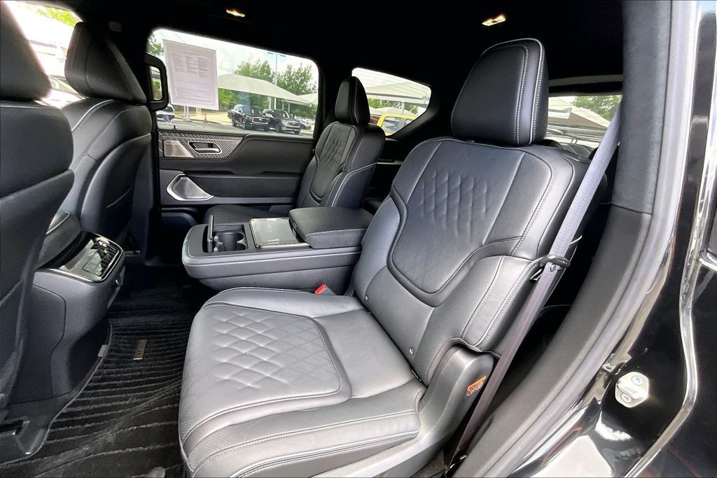 Used 2026 INFINITI QX80 Autograph w/ Premium Cargo Package AWD/4WD image 37