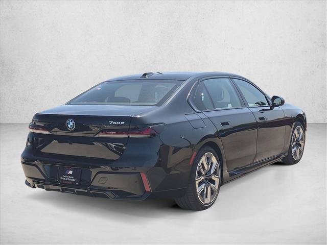 New 2026 BMW 750e xDrive AWD/4WD image 2