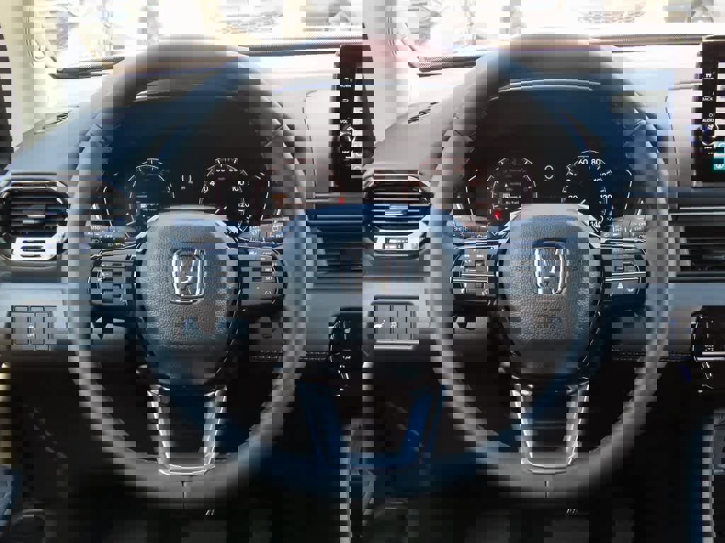 New 2025 Honda Pilot Touring image 19