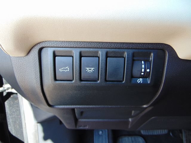 Used 2023 Subaru Ascent Limited w/ Technology Package AWD/4WD image 19