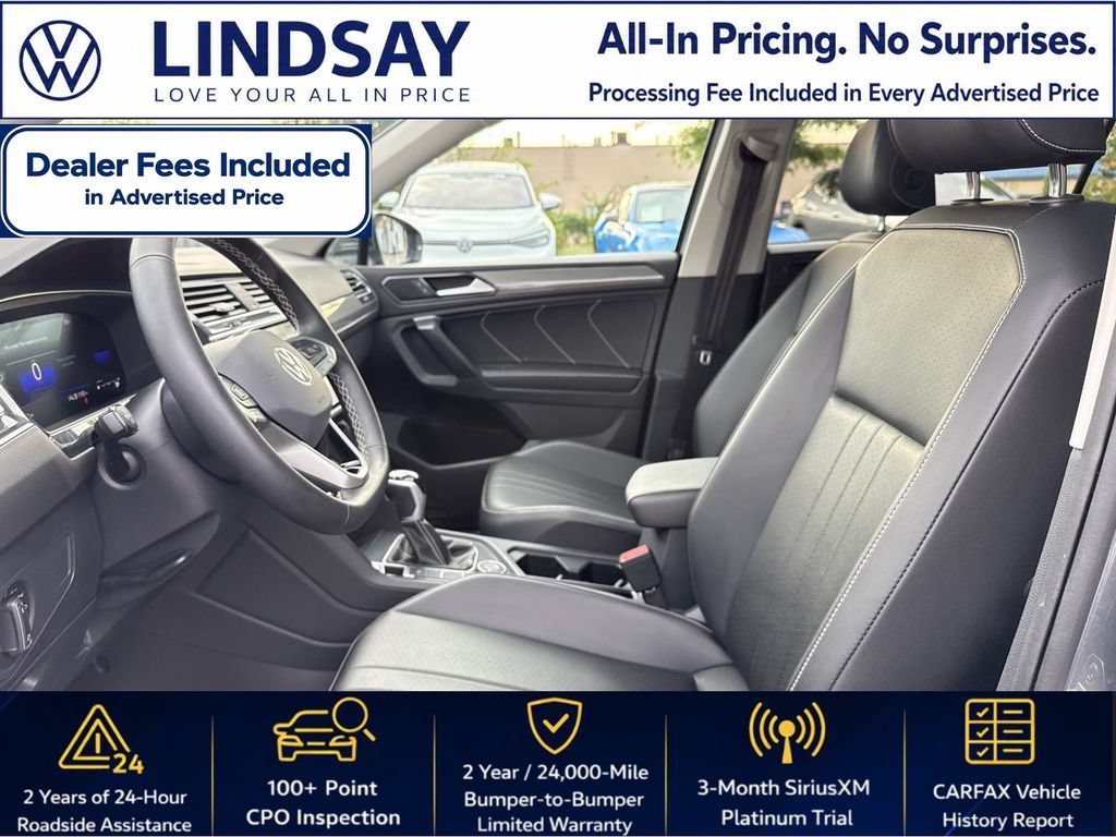 Used 2024 Volkswagen Tiguan SE w/ Panoramic Sunroof Package AWD/4WD image 11