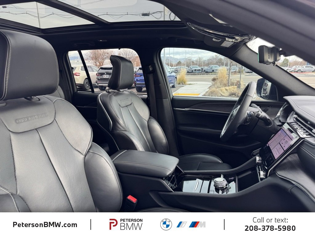 Used 2024 Jeep Grand Cherokee Overland w/ Luxury Tech Group IV image 18