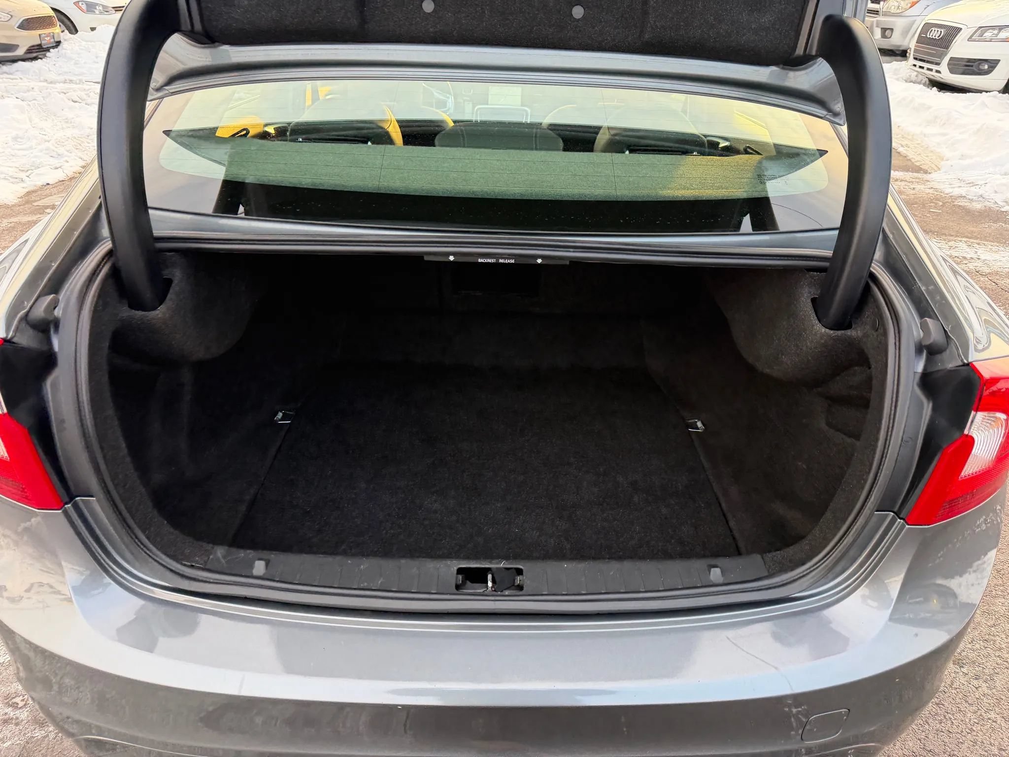 Used 2016 Volvo S60 T5 Premier FWD image 35