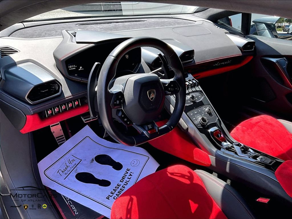 Used 2015 Lamborghini Huracan LP 610-4 AWD/4WD image 12