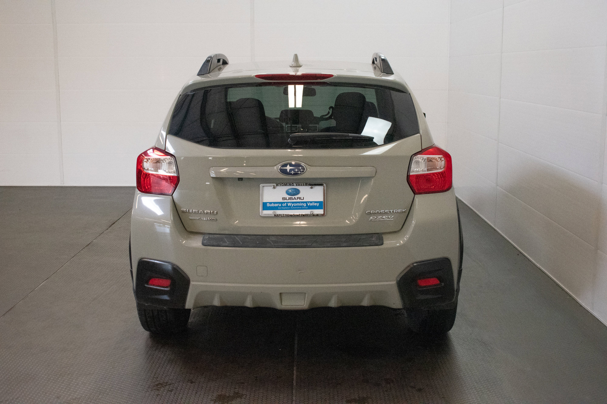 Used 2016 Subaru Crosstrek 2.0i Premium AWD/4WD image 5