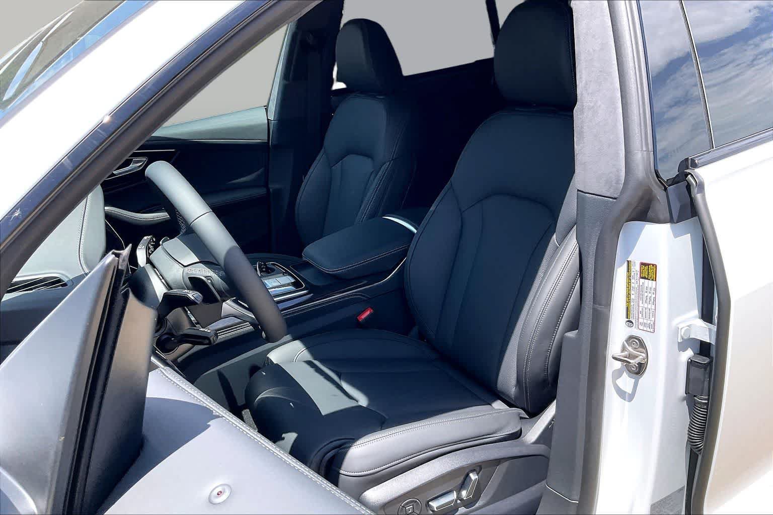 New 2026 Audi Q8 Prestige AWD/4WD image 9