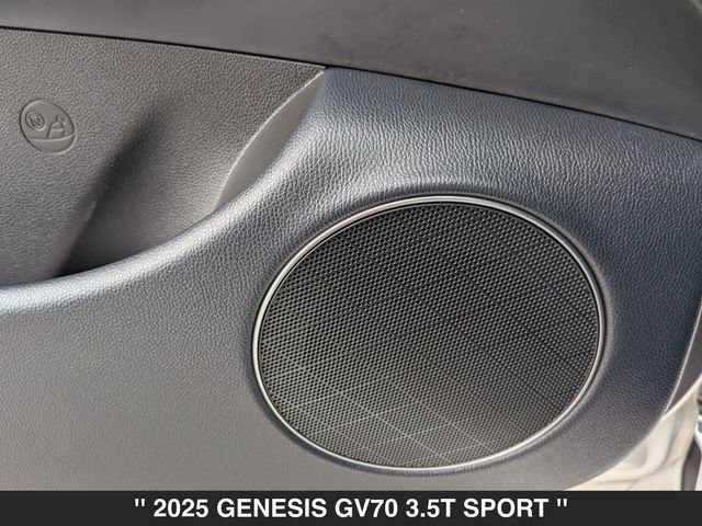 Used 2025 Genesis GV70 3.5T Sport AWD/4WD image 14