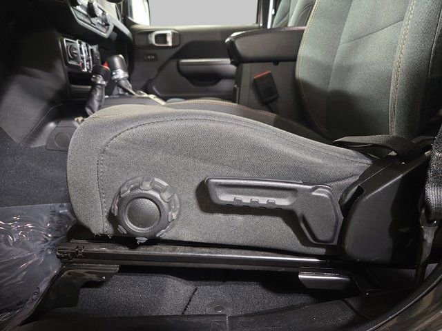 Used 2024 Jeep Wrangler Sport S image 29