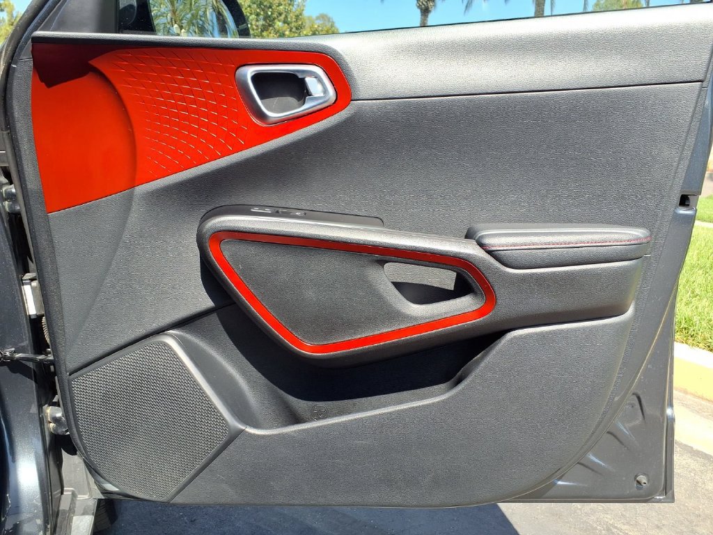 Certified 2023 Kia Soul GT-Line FWD image 22