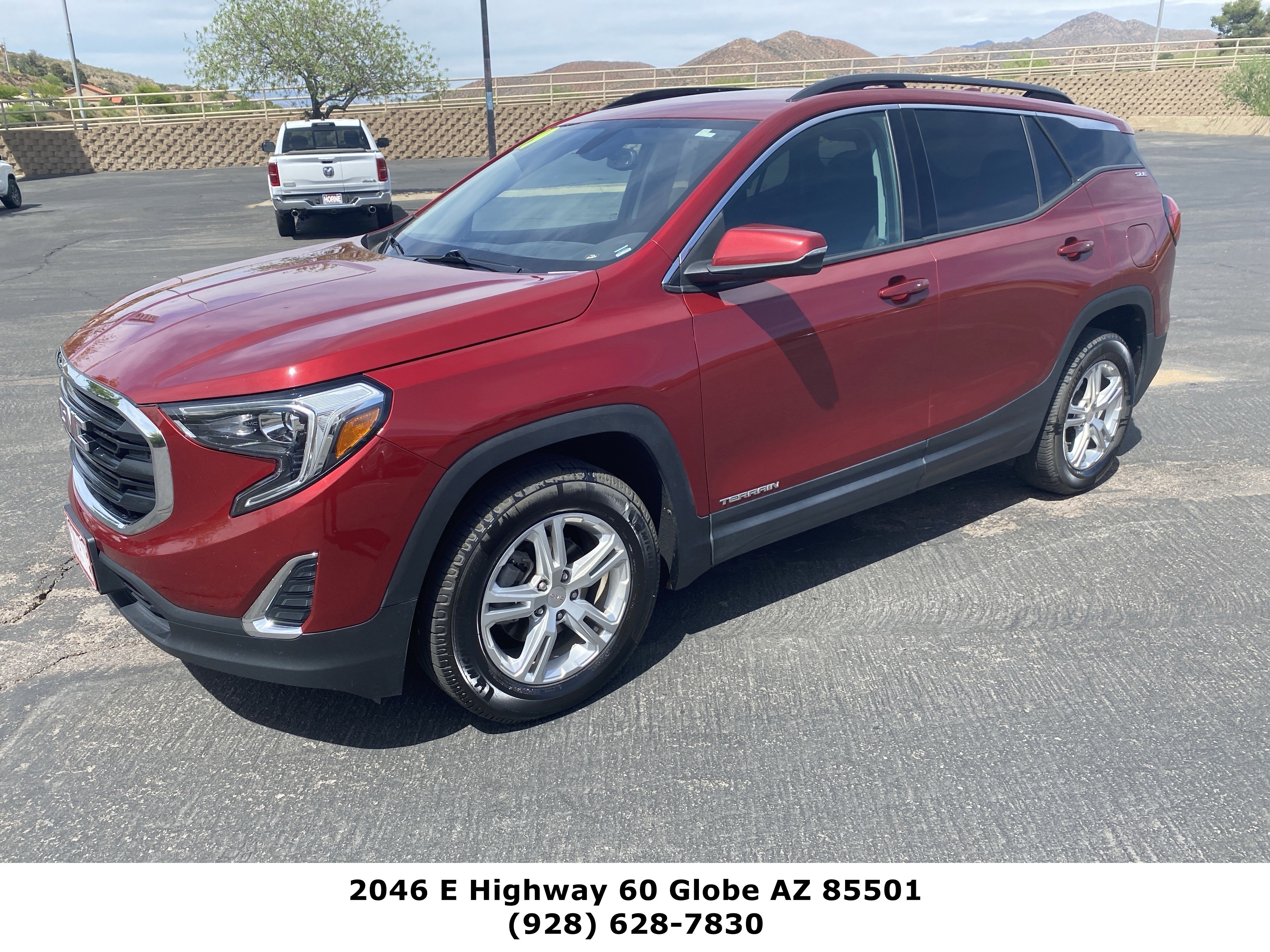 Used 2019 GMC Terrain SLE w/ Driver Convenience Package image 1