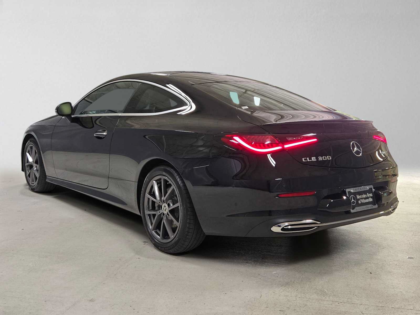Certified 2026 Mercedes-Benz CLE 300 4MATIC Coupe image 5
