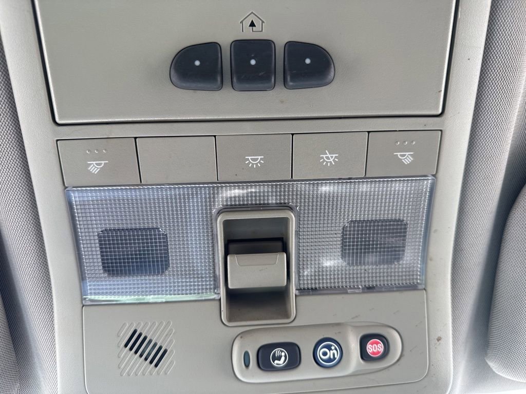 Used 2014 Chevrolet Captiva Sport LT w/ Convenience Package image 24