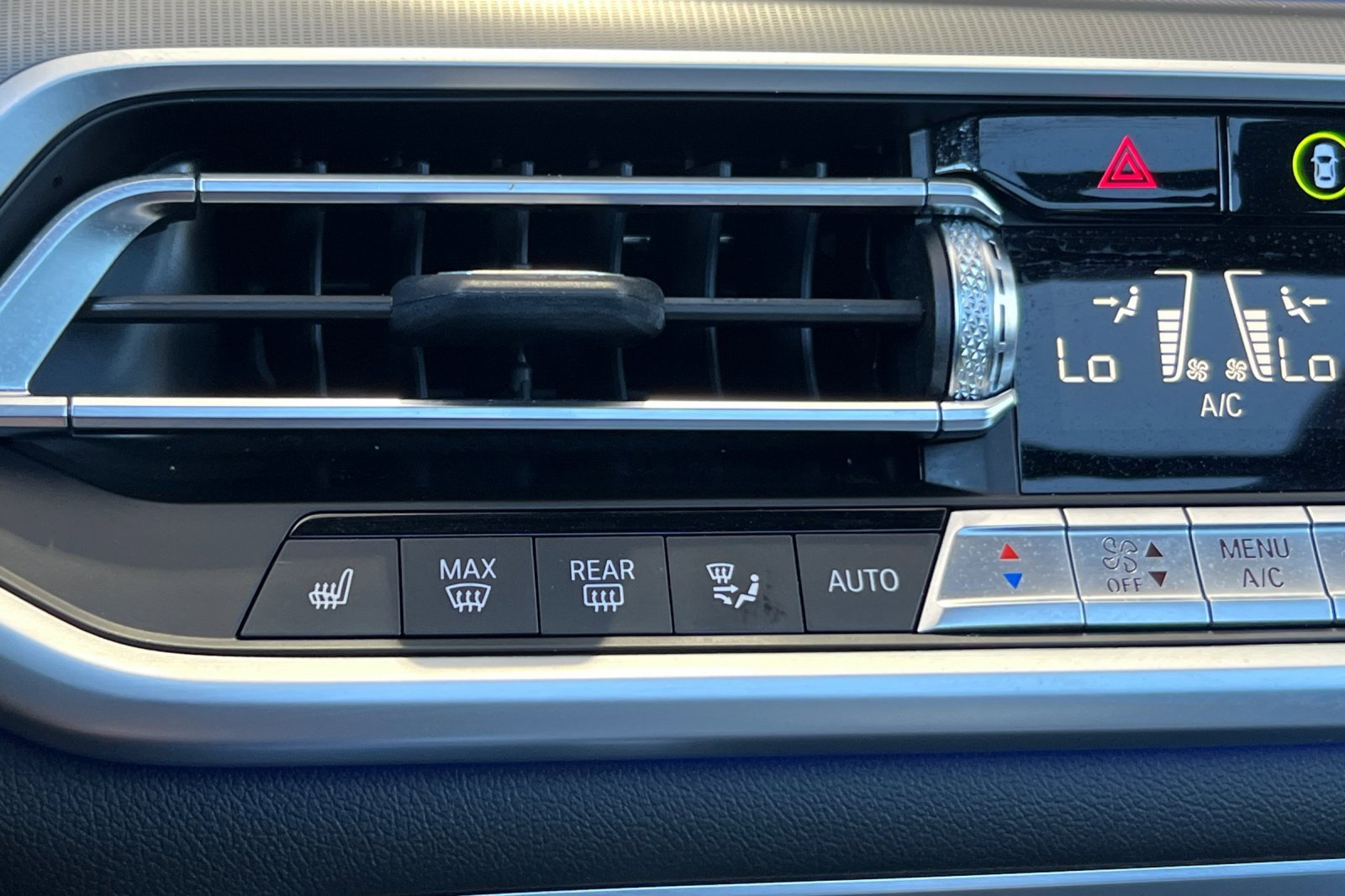 Used 2022 BMW X5 sDrive40i w/ Parking Assistance Package image 27