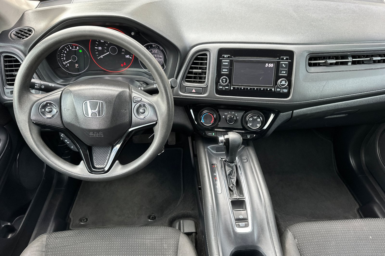Used 2019 Honda HR-V LX image 15