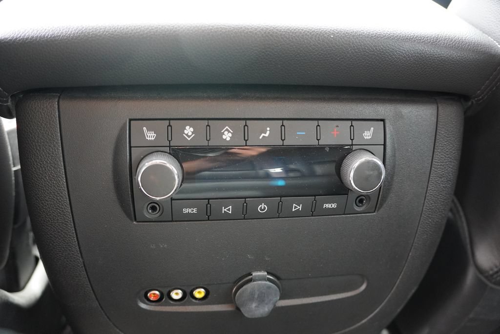 Used 2013 Chevrolet Tahoe LTZ AWD/4WD image 5