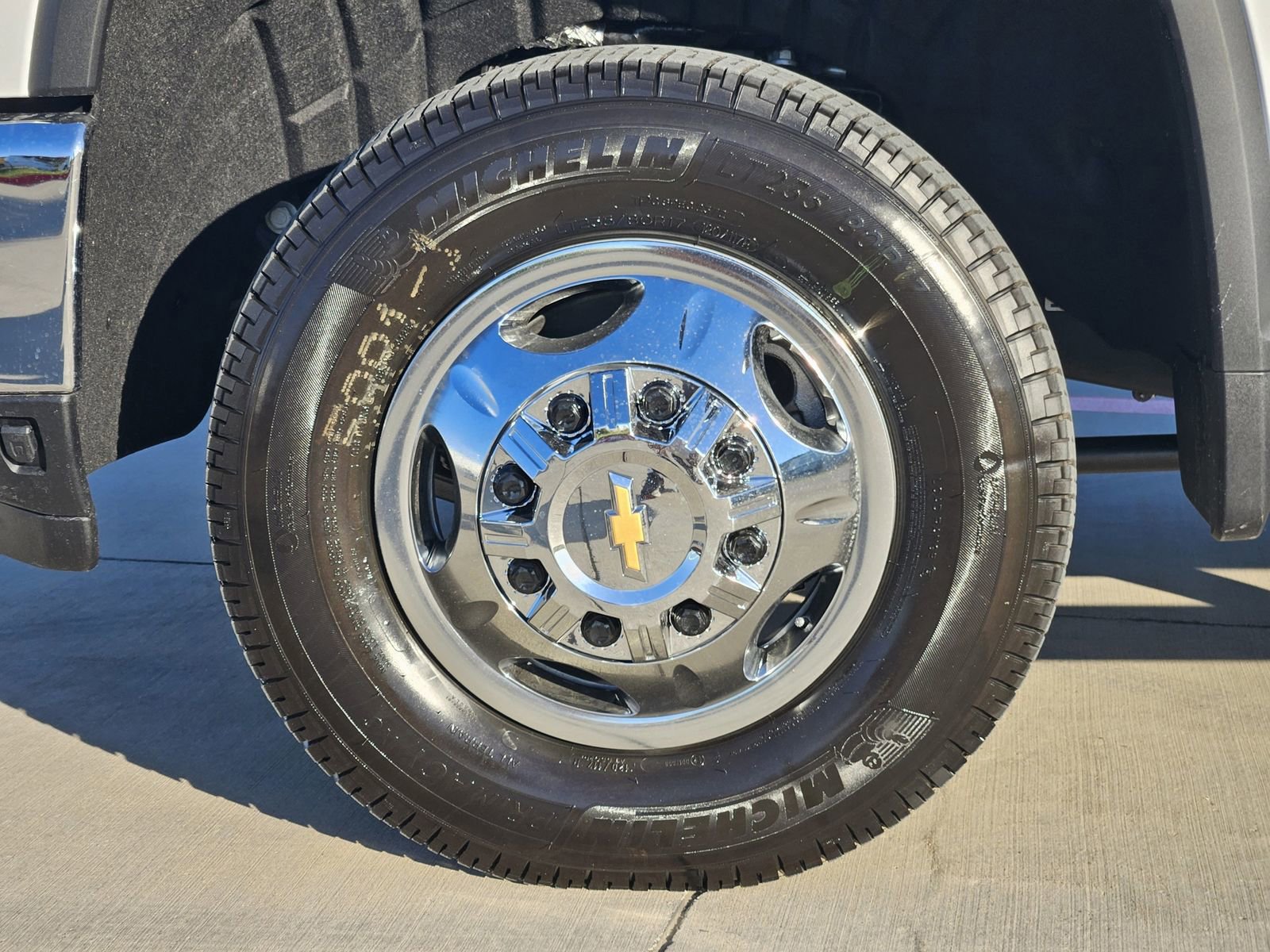 New 2026 Chevrolet Silverado 3500 LT w/ Texas Edition image 13