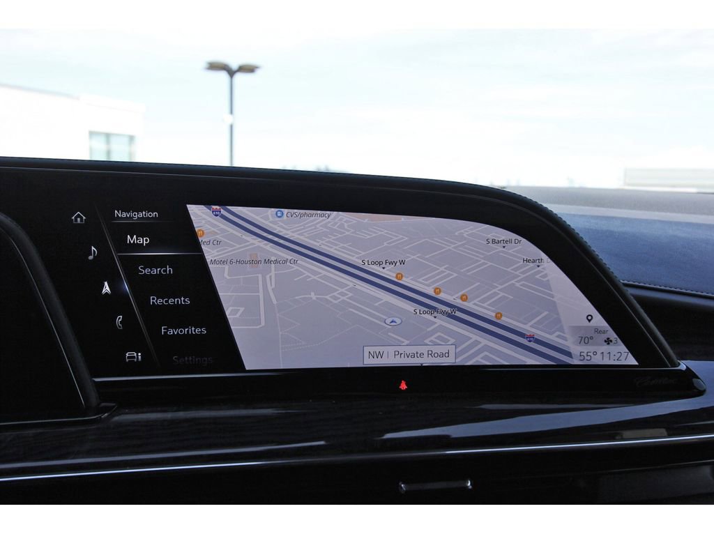 Used 2021 Cadillac Escalade Premium Luxury image 24