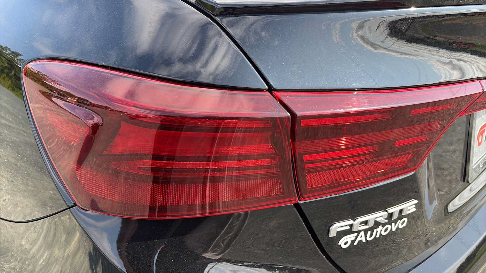 Used 2023 Kia Forte GT-Line FWD image 28