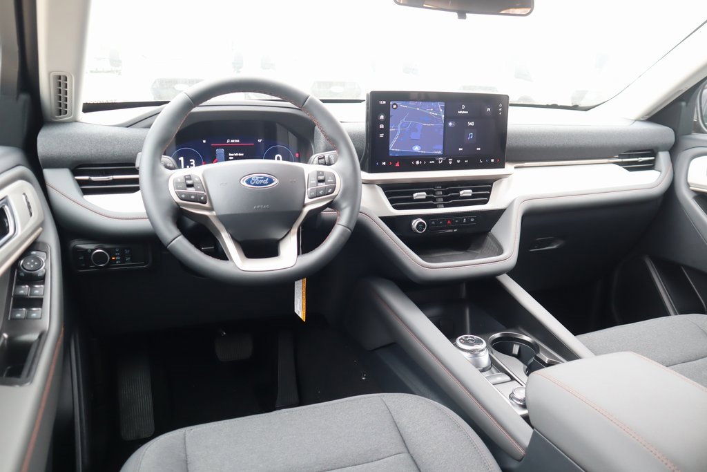 New 2026 Ford Explorer Active image 2