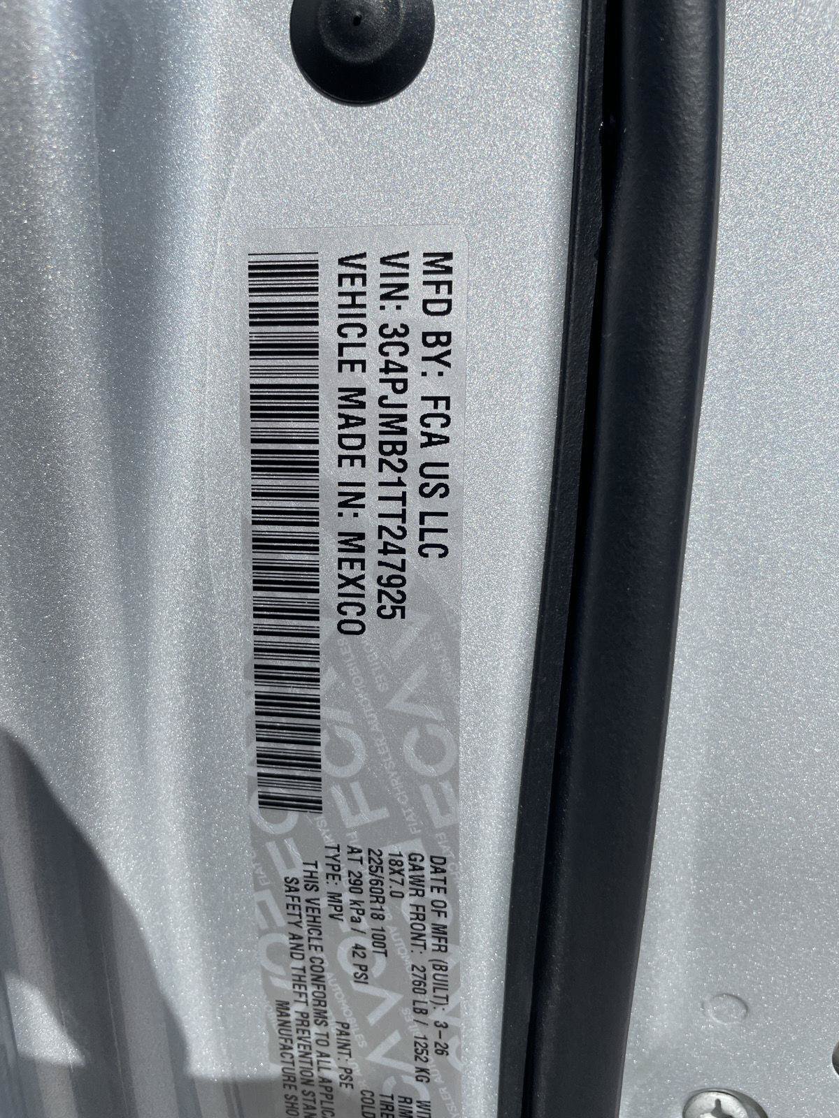 Used 2026 Jeep Cherokee Limited AWD/4WD image 30