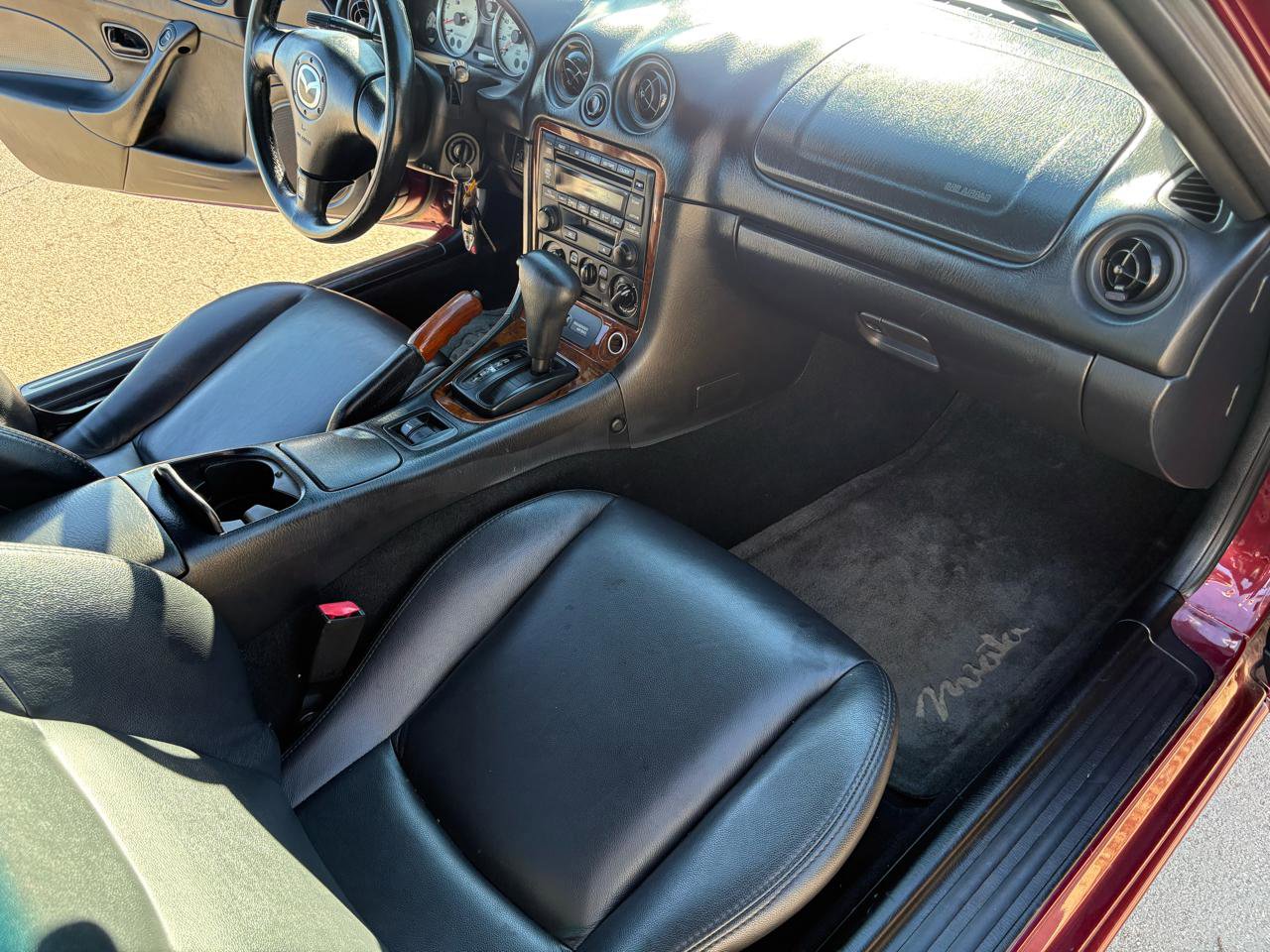 Used 2003 MAZDA MX-5 Miata image 31