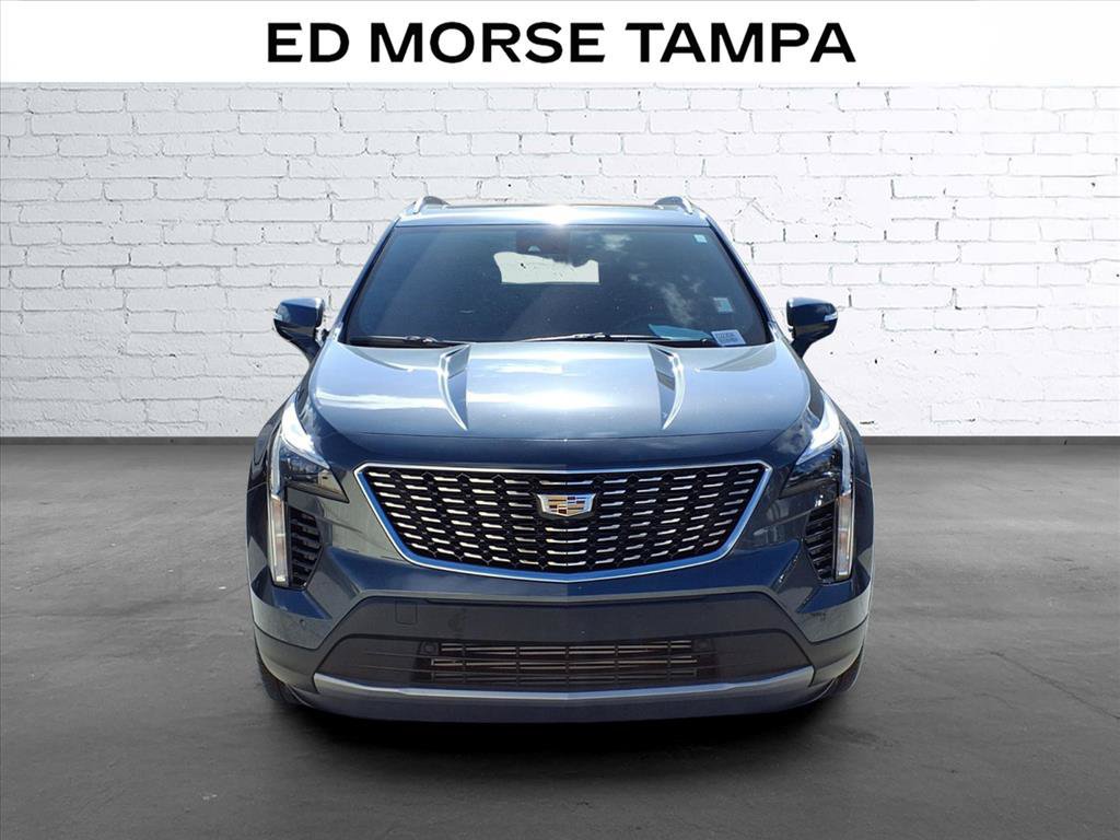 Used 2020 Cadillac XT4 Premium Luxury w/ Enhanced Visibility Package FWD image 6