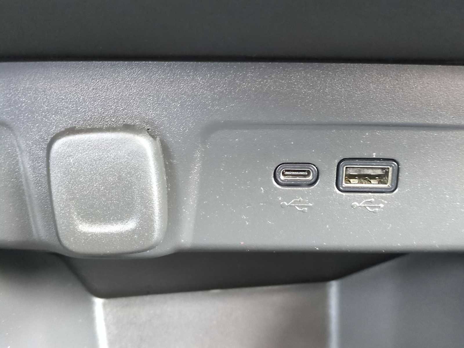 Used 2024 Chevrolet Trax LT w/ Driver Confidence Package image 20