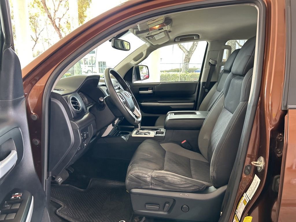 Used 2017 Toyota Tundra SR5 image 5
