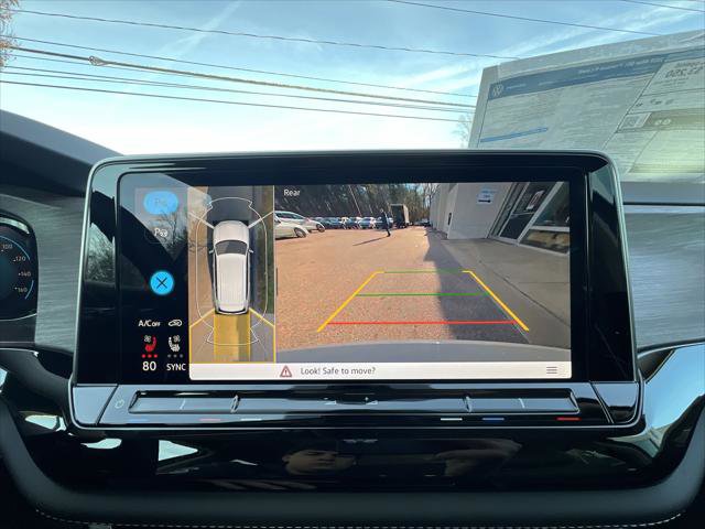 New 2026 Volkswagen Atlas SEL Premium R-Line image 17