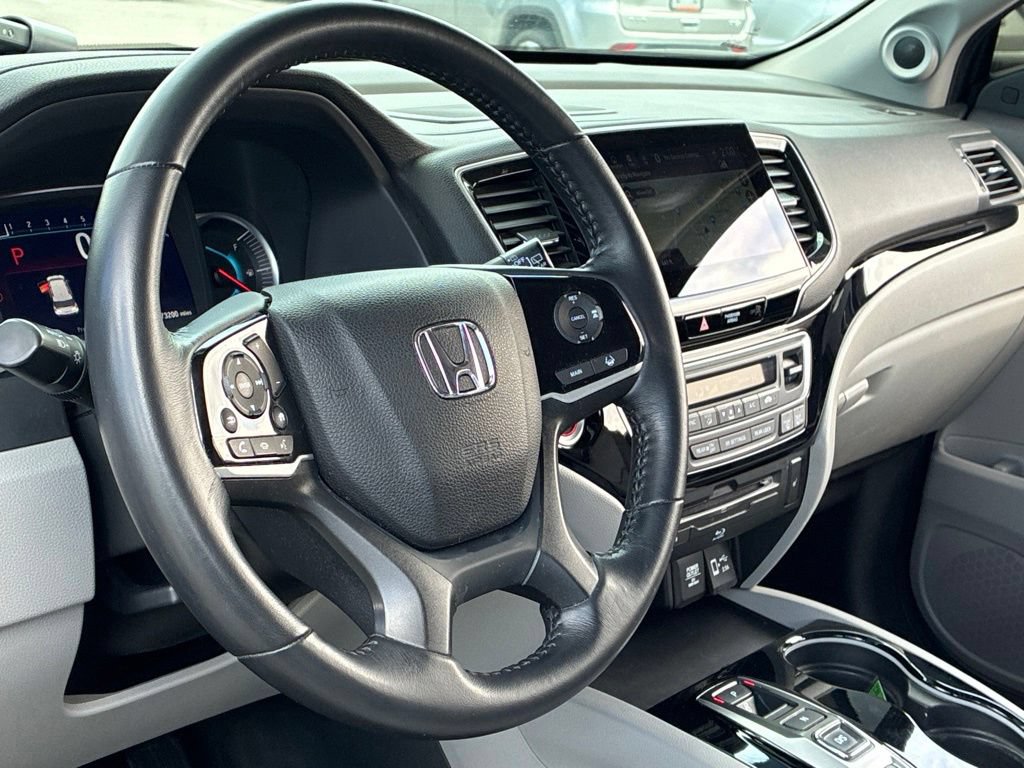 Used 2022 Honda Pilot Touring image 15