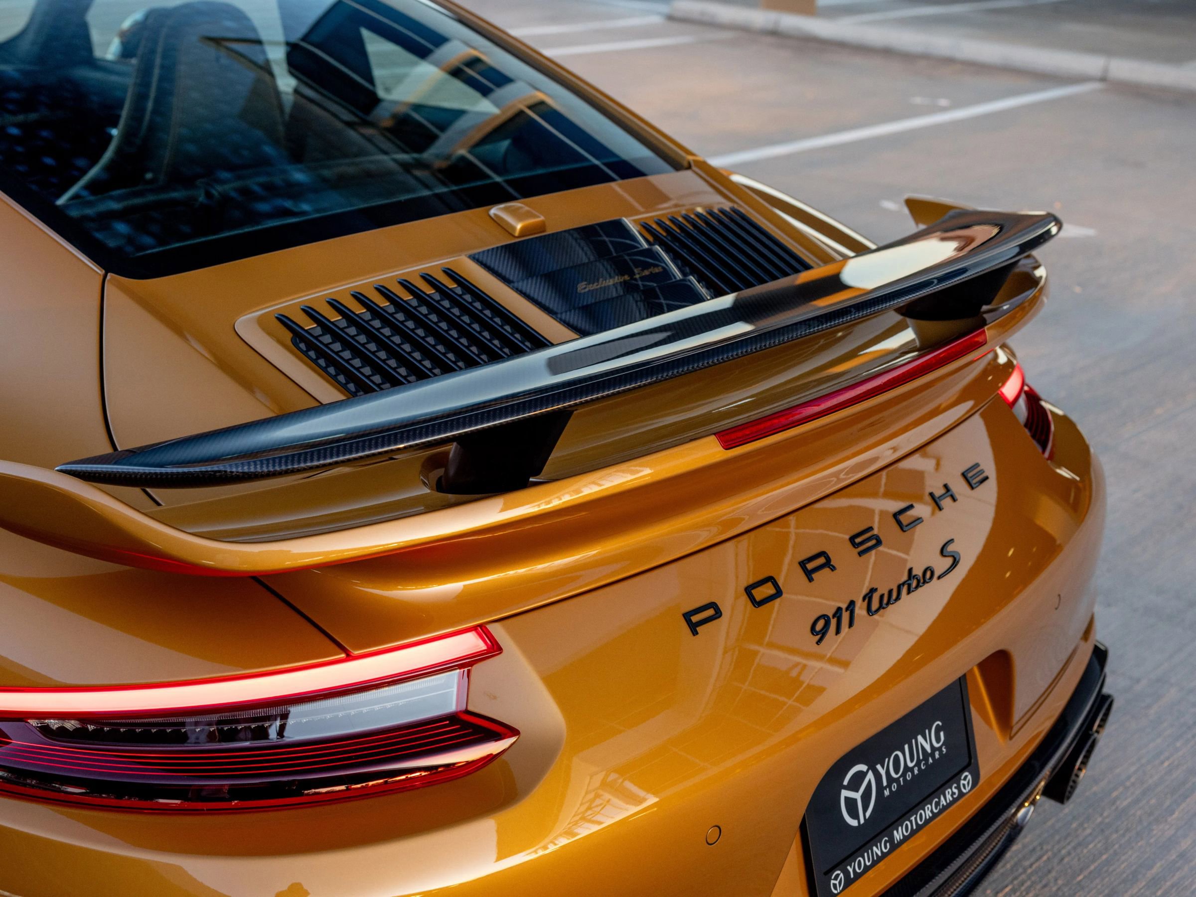 Used 2018 Porsche 911 Turbo S AWD/4WD image 34